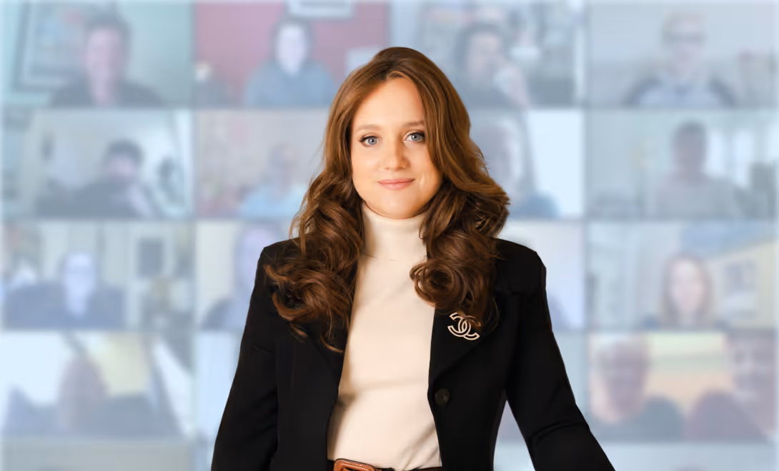 Marcela prowadząca spotkanie online z uczestnikami – wsparcie na żywo w ramach cyklicznych sesji Q&A w kursie